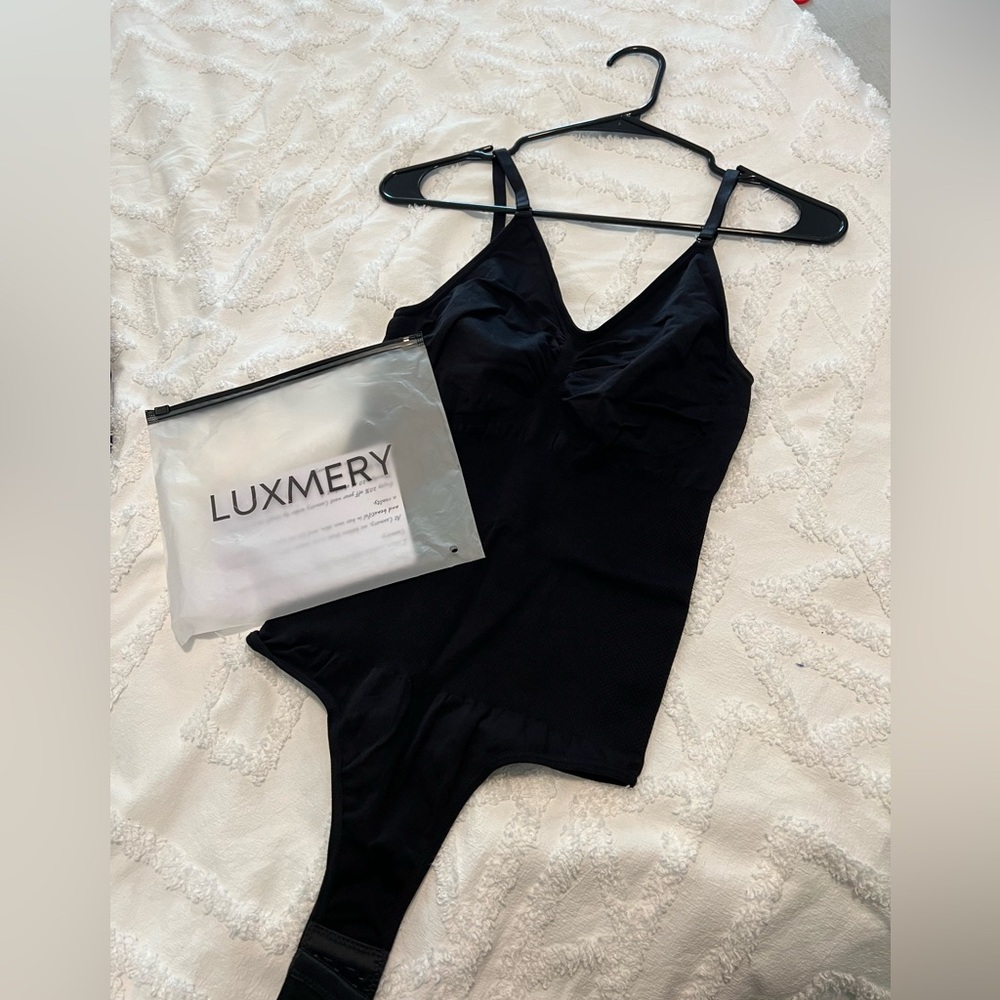 Luxmery bodysuit shapewear thong style xl/2xl